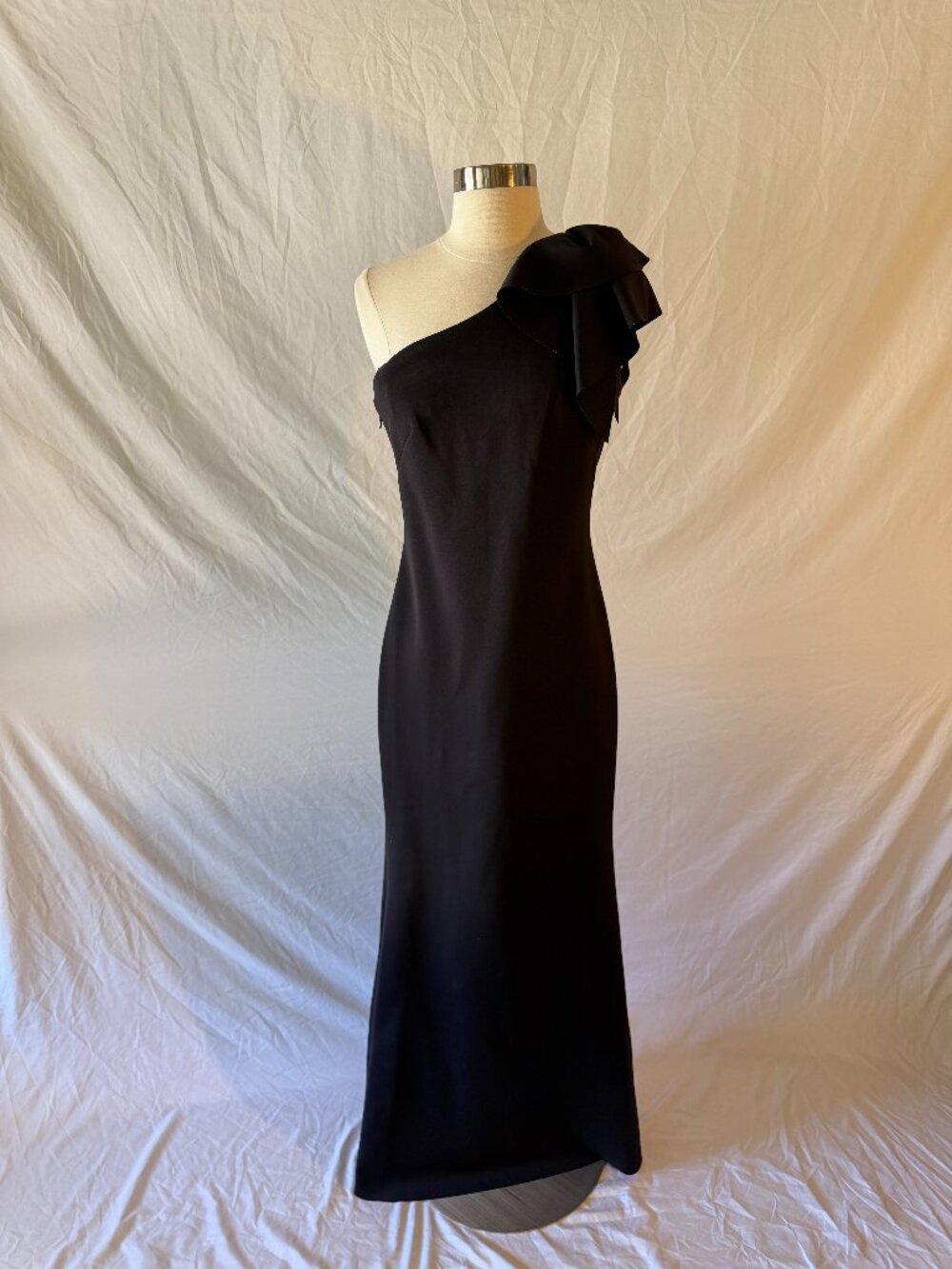 Jessica Howard Black One Shoulder Formal